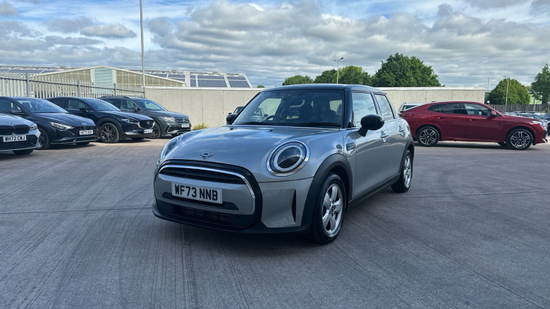 MINI Hatchback 1.5 Cooper Classic Premium 5dr Auto Petrol Hatchback